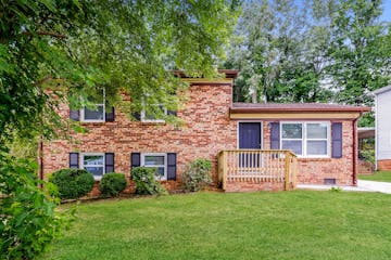 3015 DAISY CT GASTONIA, NC 28052